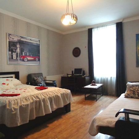Guest House, Old-Si تبليسي المظهر الخارجي الصورة